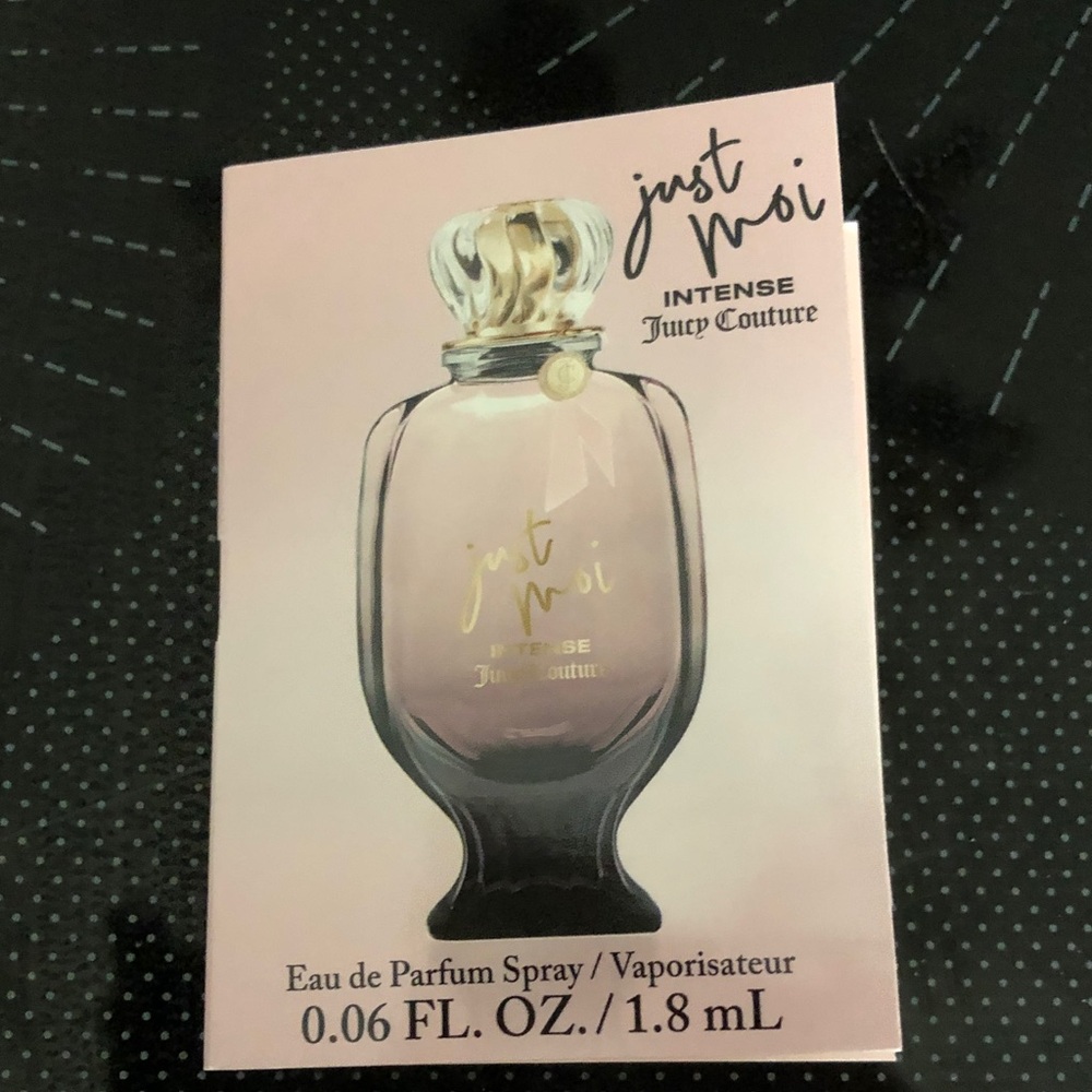 Juicy Couture Just Moi Intense Pink and Black Box